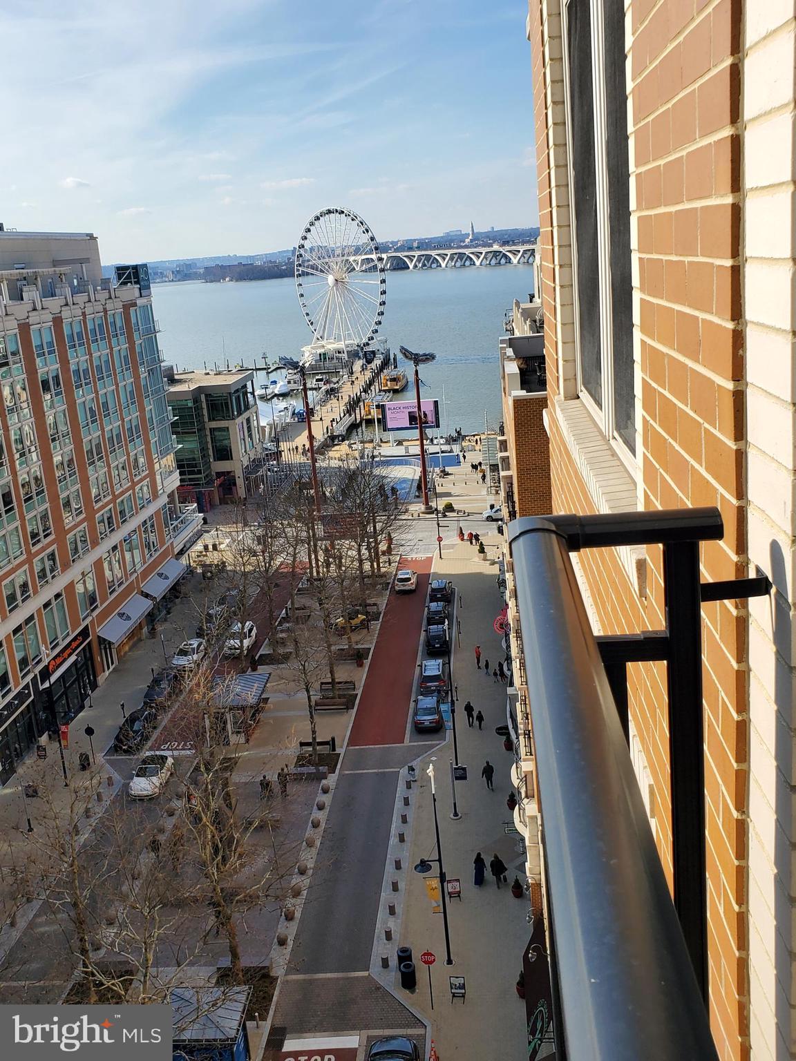 NATIONAL HARBOR - Residential Lease