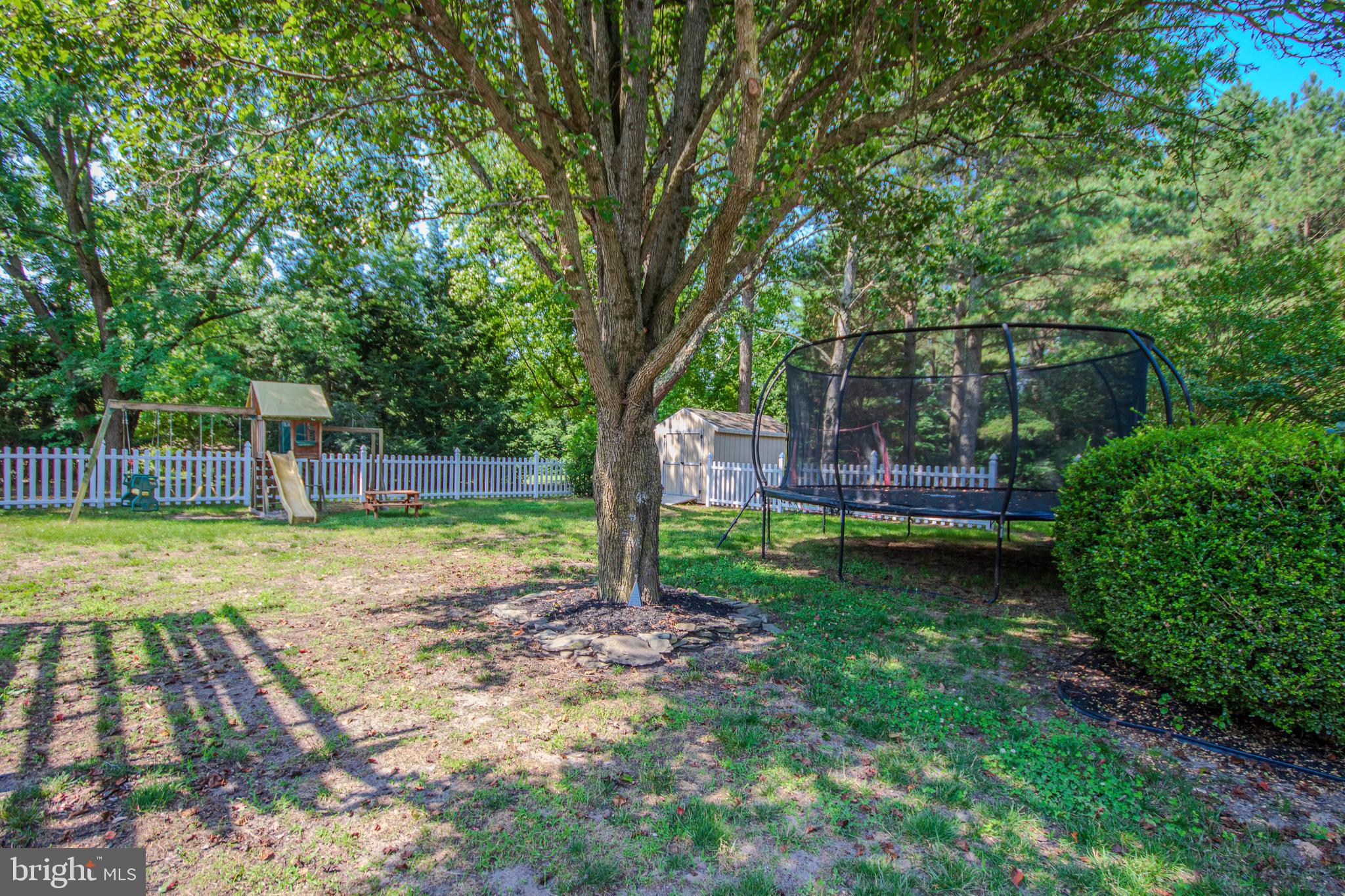 5918 ROCKAWALKIN ROAD