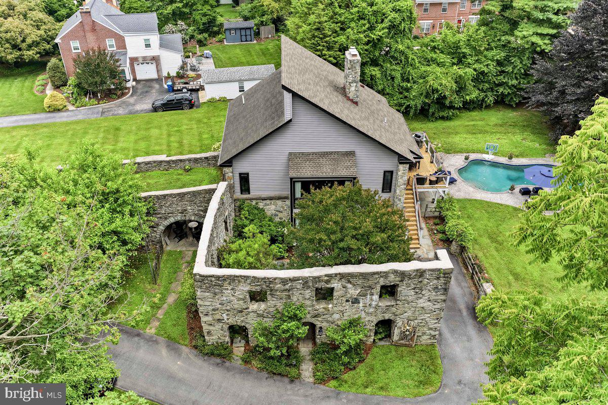 802 GOSHEN ROAD