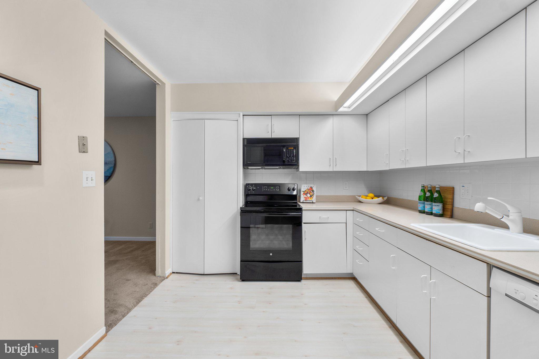 STEVENSON VILLAGE CONDO - Residential