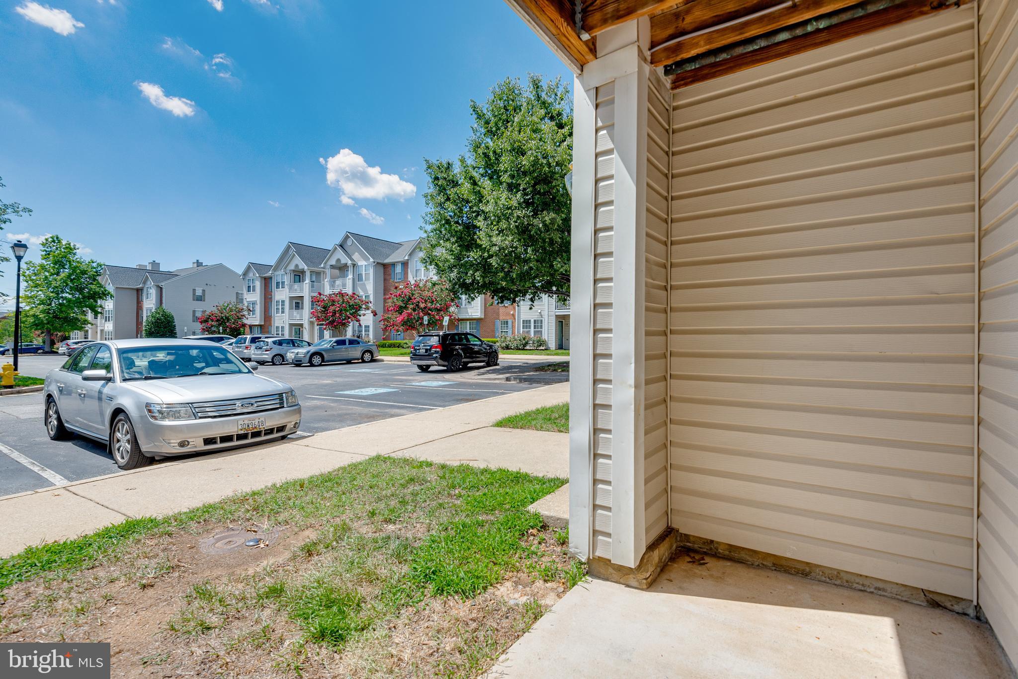 PINEY ORCHARD - Residential Lease