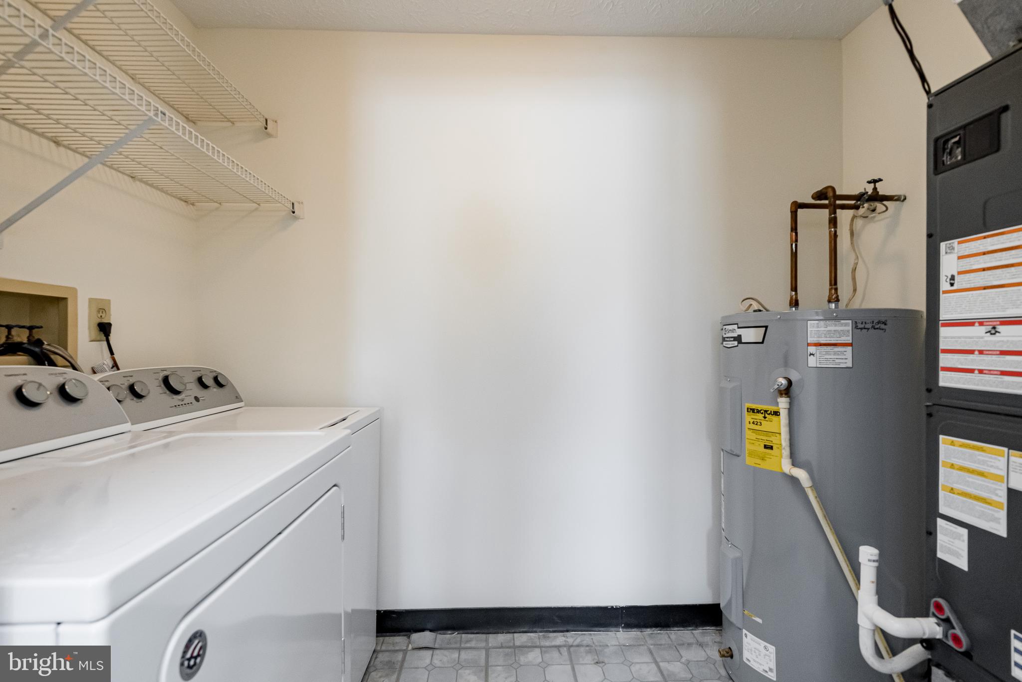 PINEY ORCHARD - Residential Lease