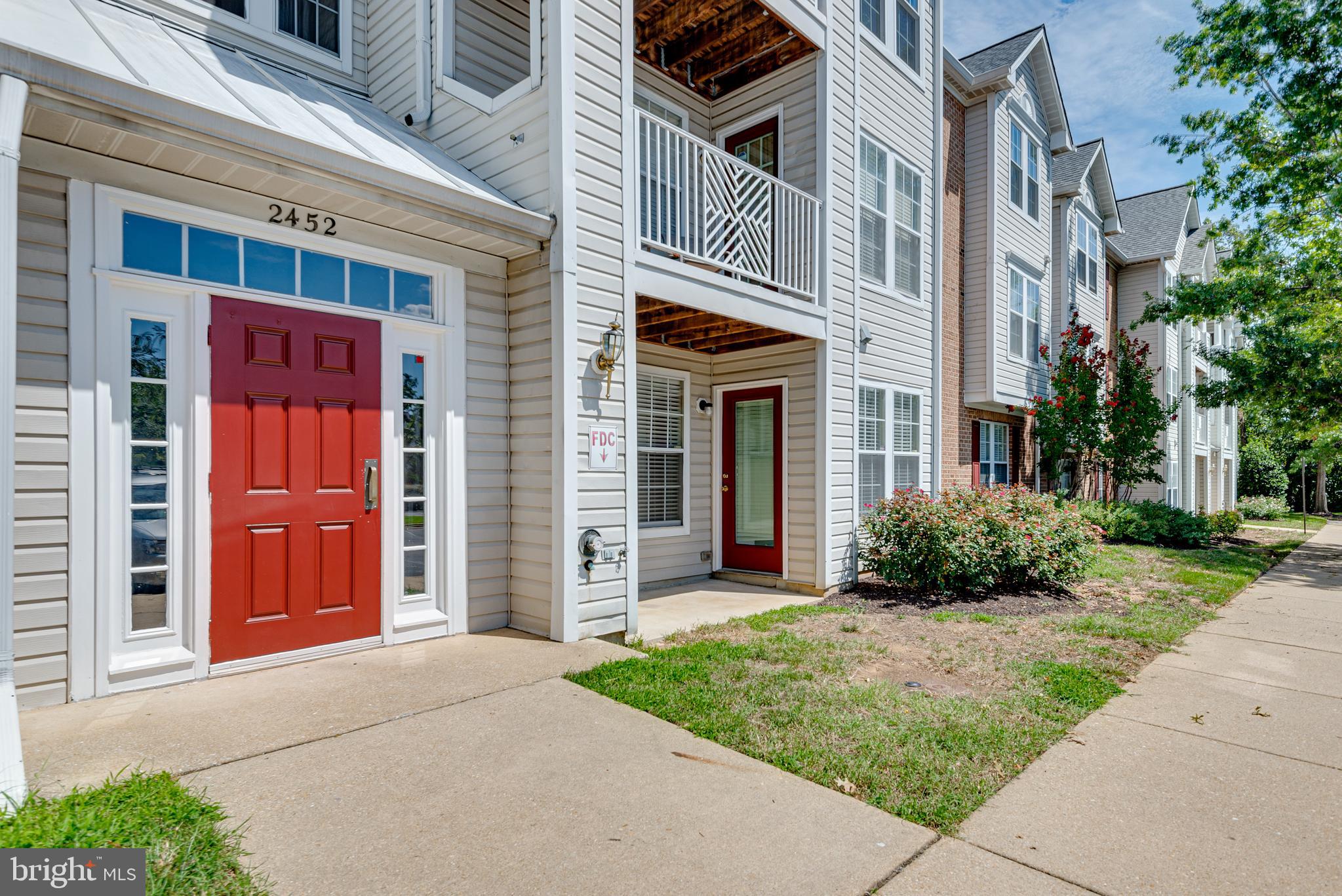 PINEY ORCHARD - Residential Lease