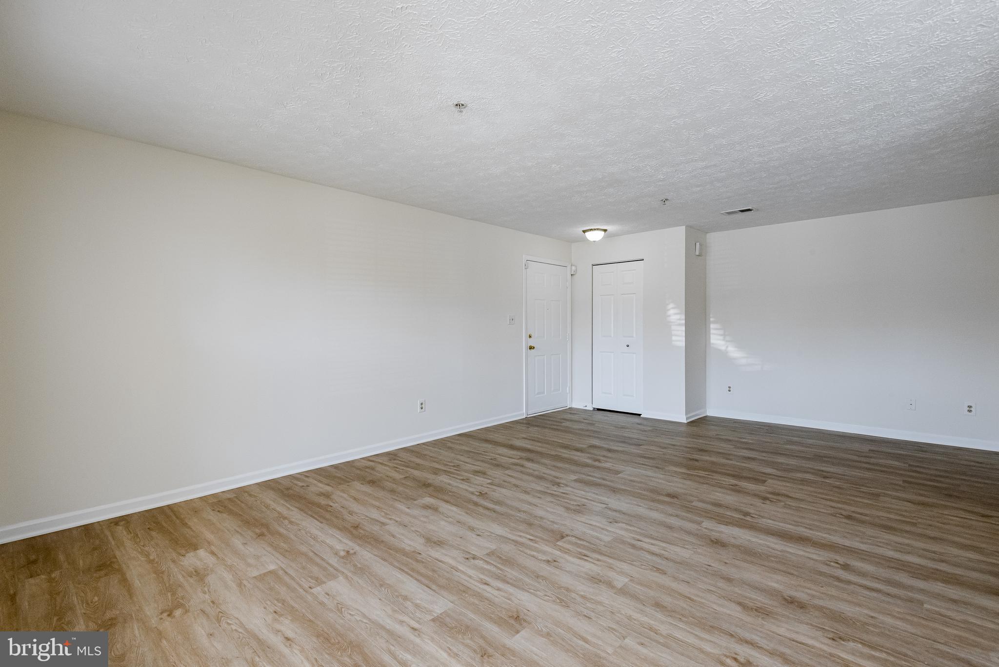 PINEY ORCHARD - Residential Lease