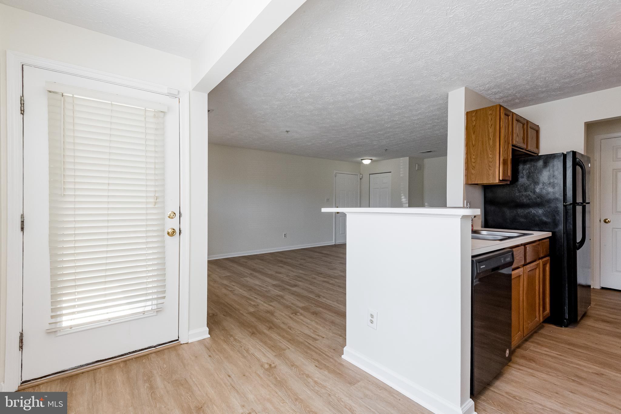 PINEY ORCHARD - Residential Lease