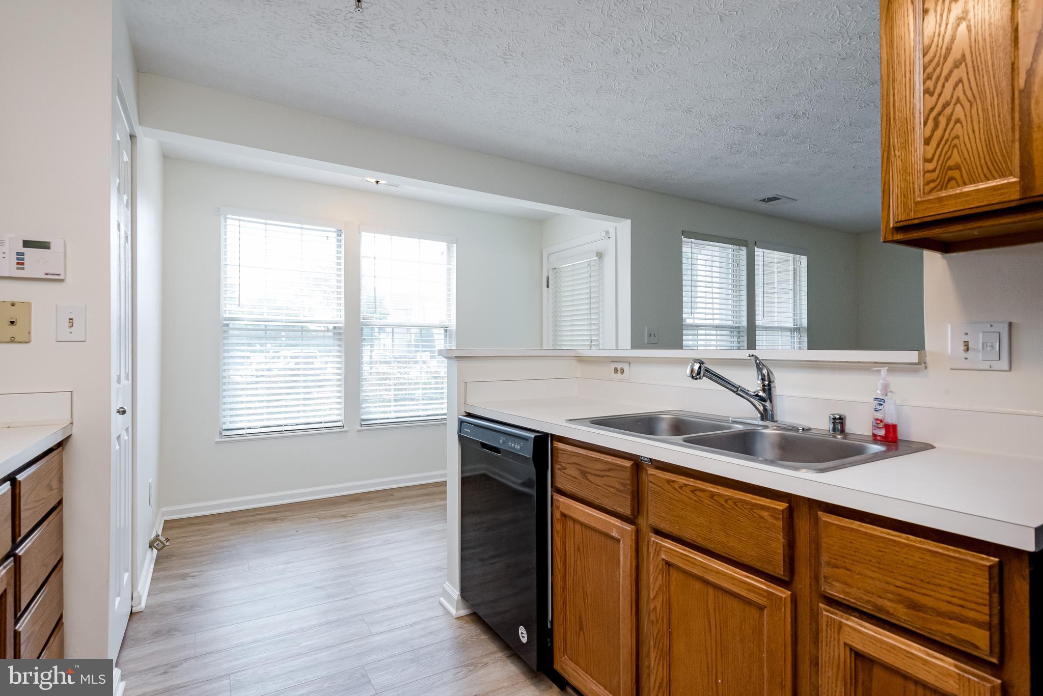 PINEY ORCHARD - Residential Lease