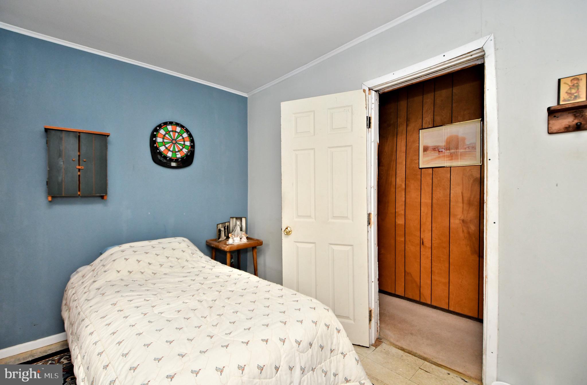 ROXBOROUGH - Residential