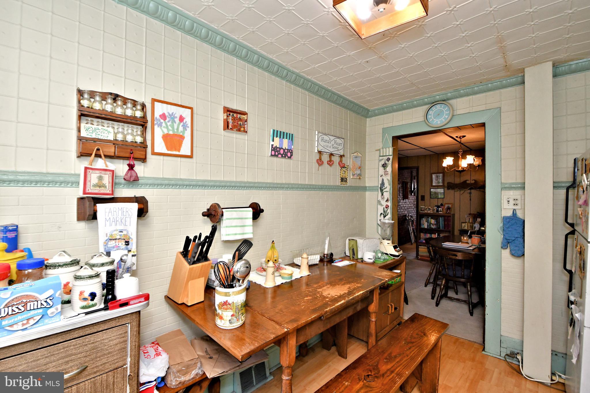 ROXBOROUGH - Residential