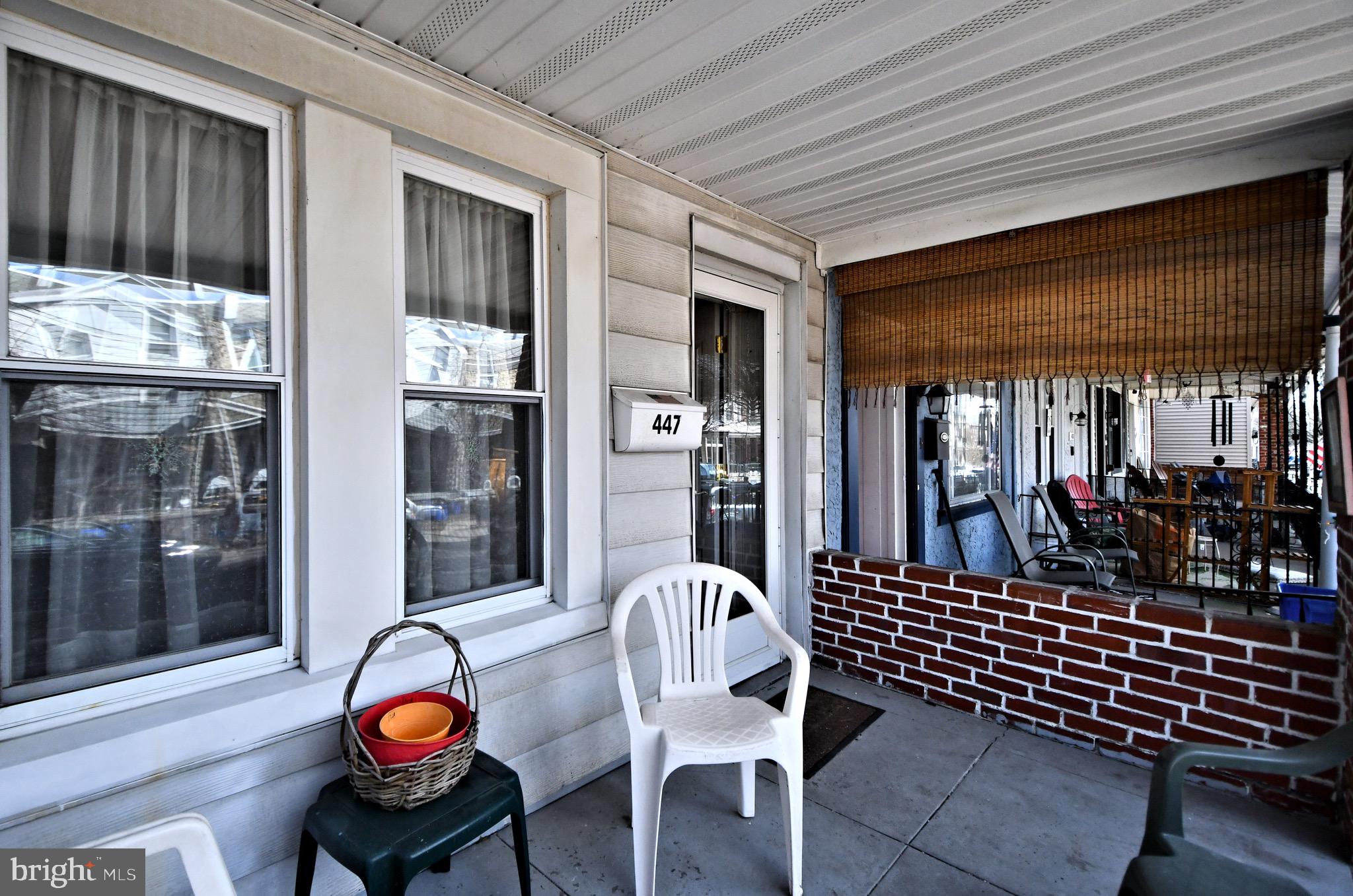 ROXBOROUGH - Residential