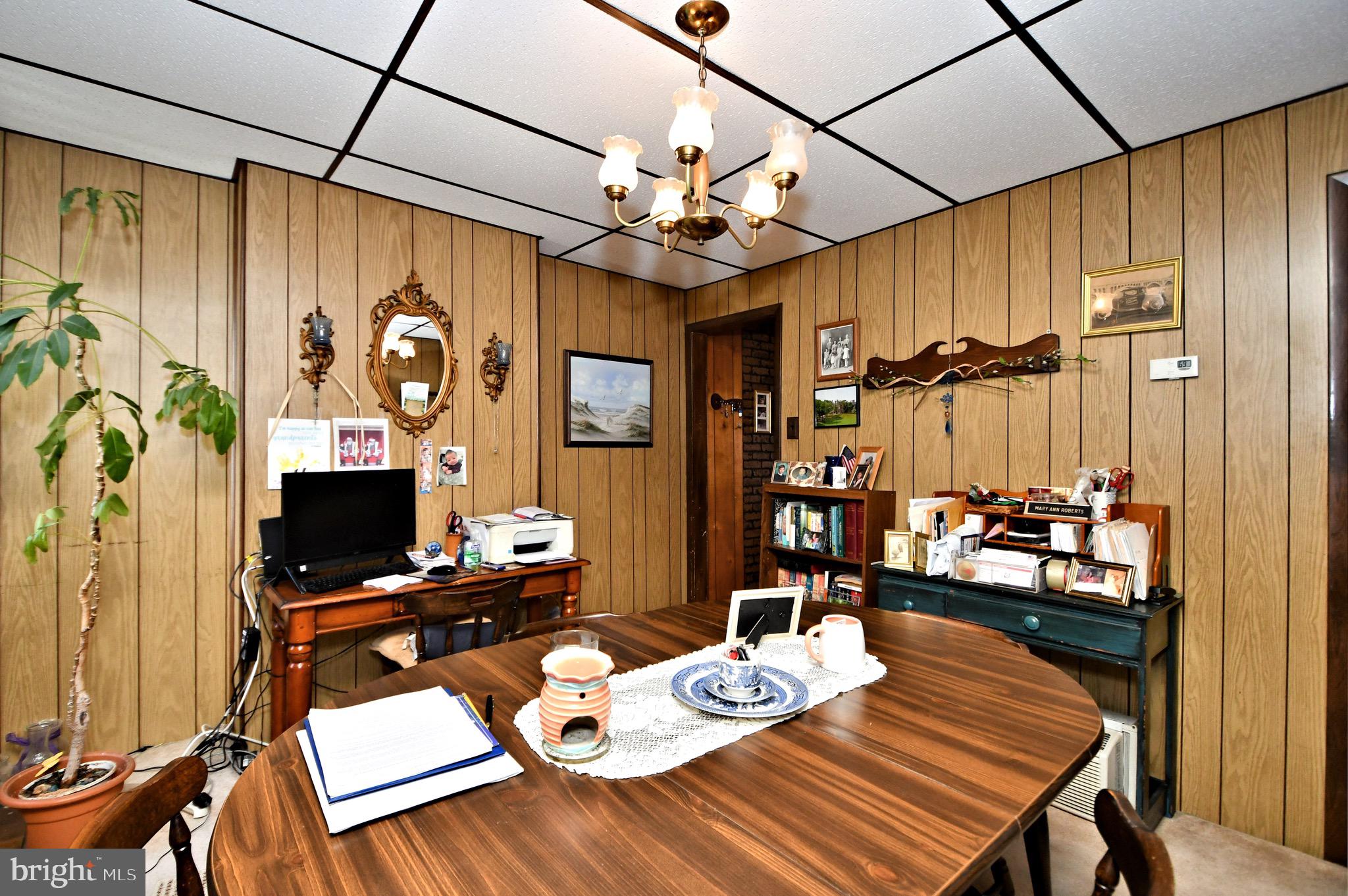 ROXBOROUGH - Residential