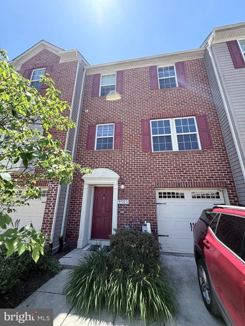 Townhouse For Sale - 9505 Liverpool Lane #93<br/> ELLICOTT CITY, MD 21042