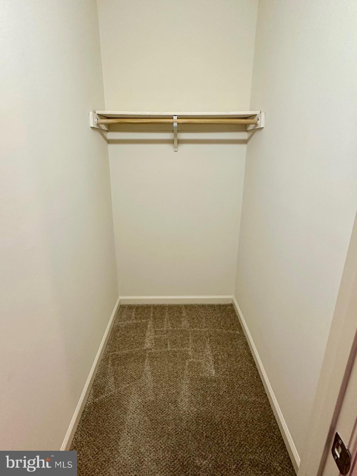 BELLS RUN - Residential Lease