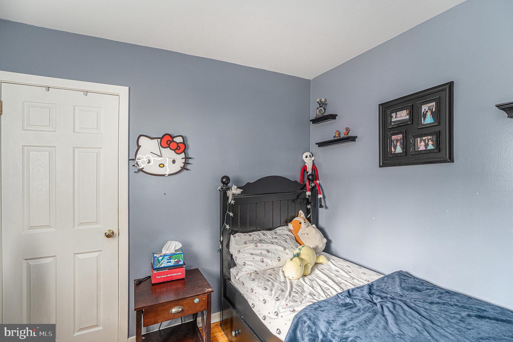 ROSLYN - Residential