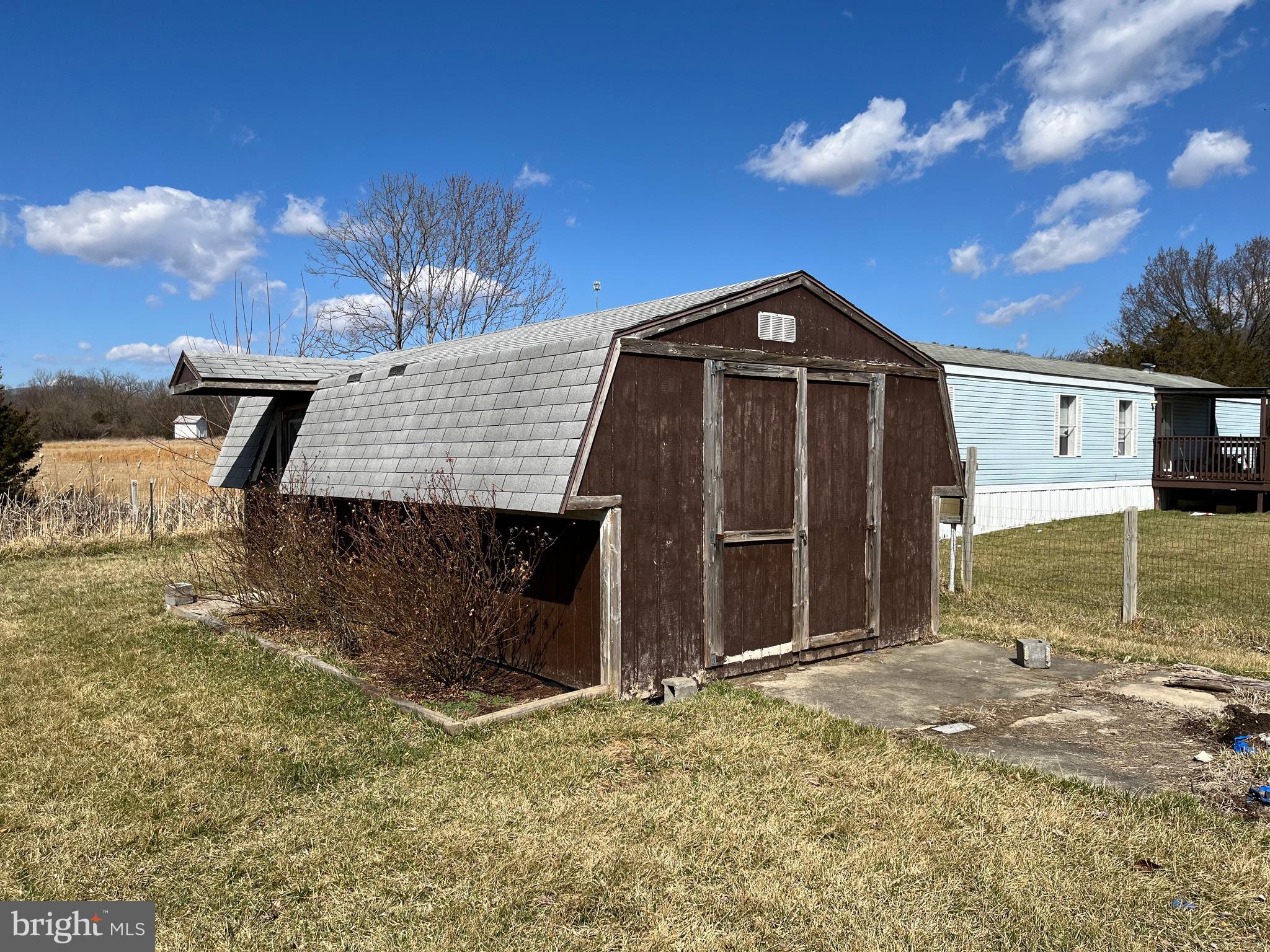MISTY TERRACE - Residential