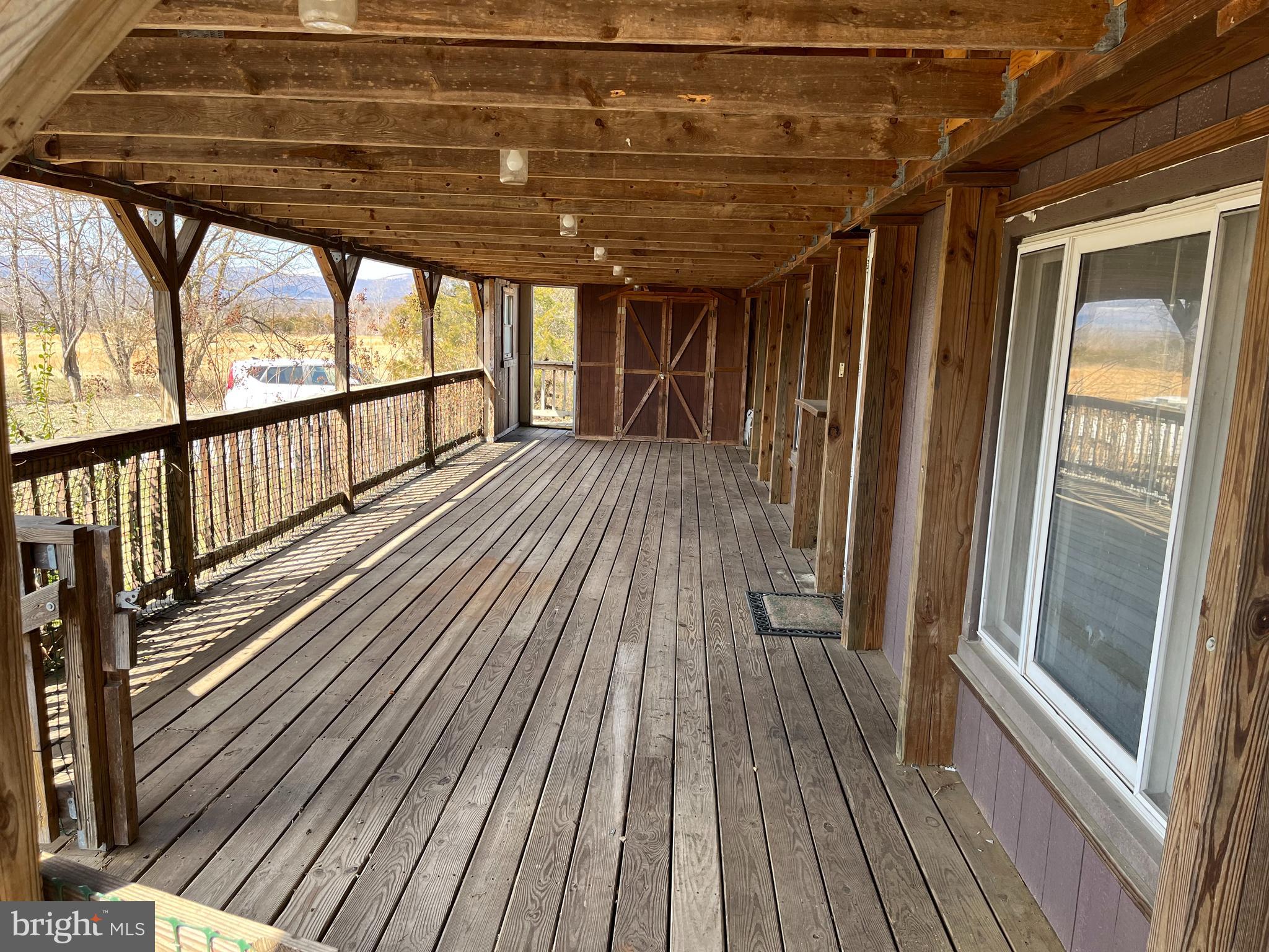 MISTY TERRACE - Residential