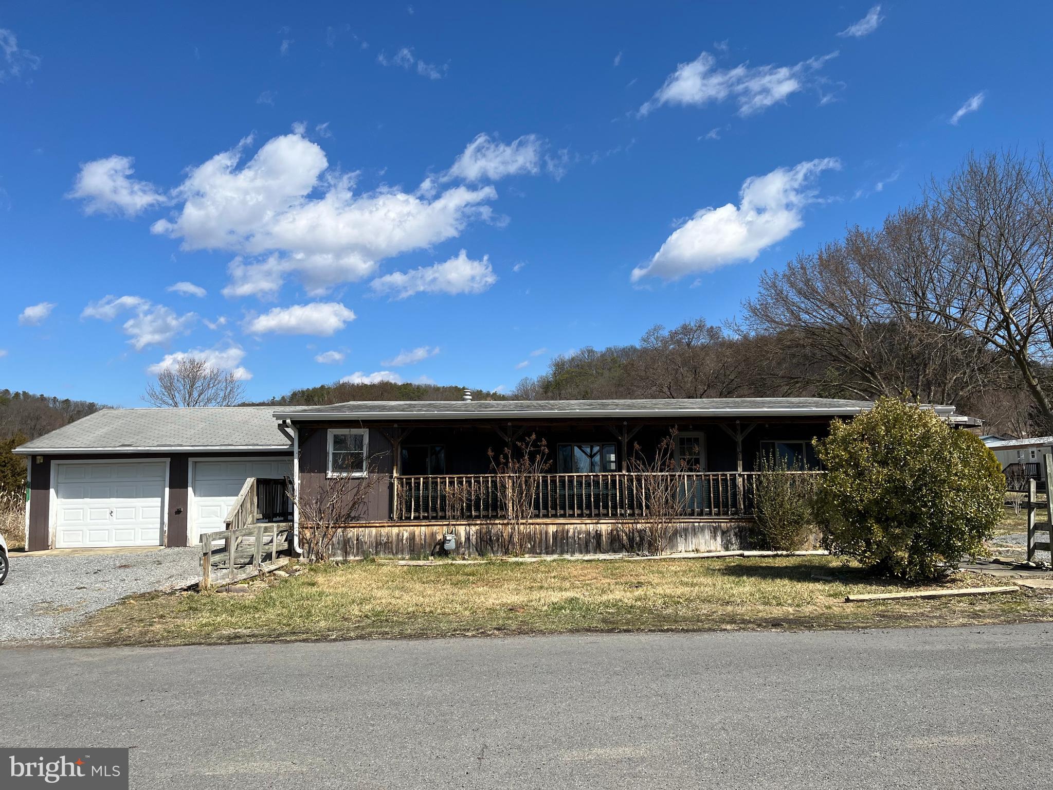 MISTY TERRACE - Residential