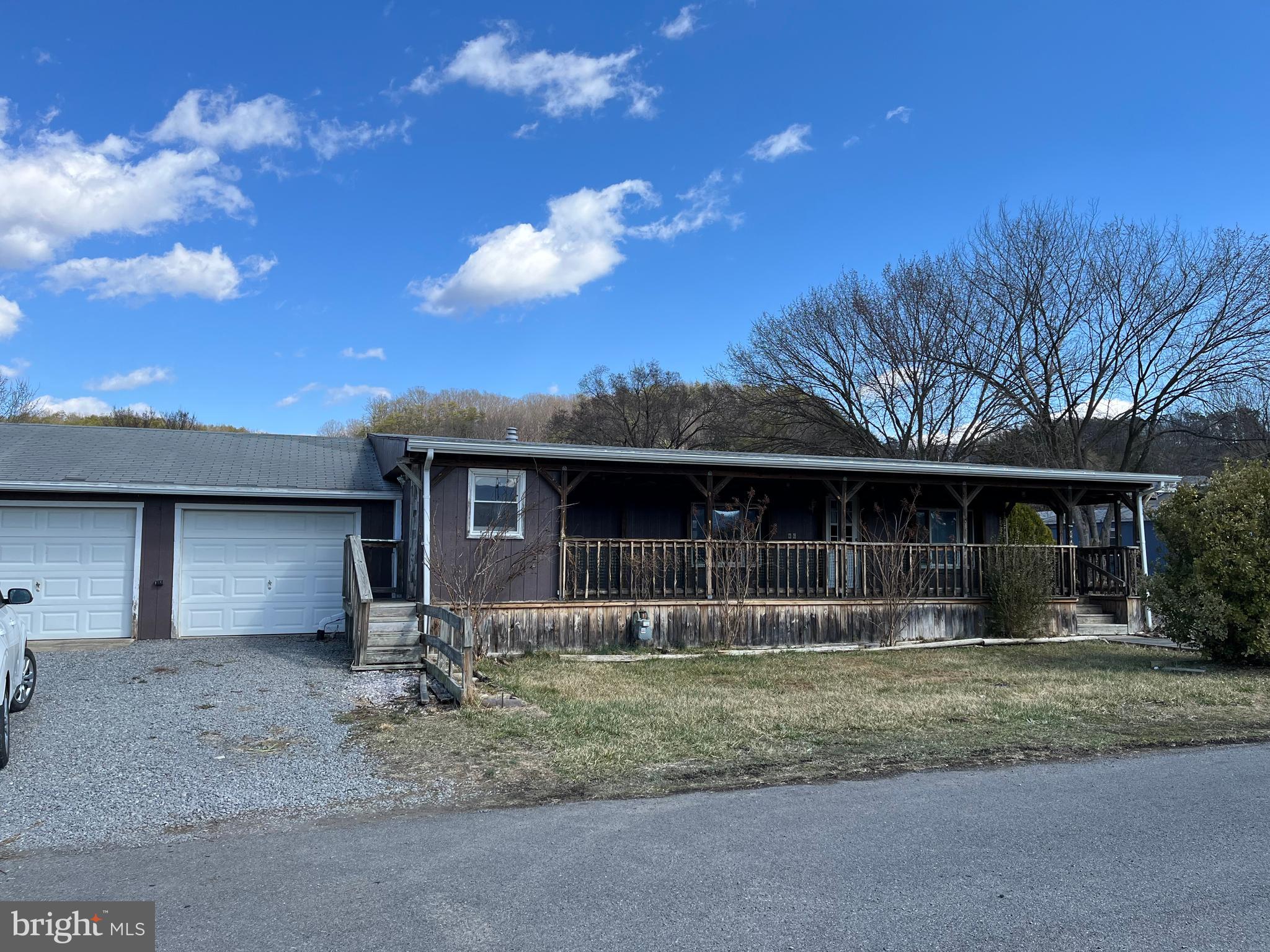MISTY TERRACE - Residential