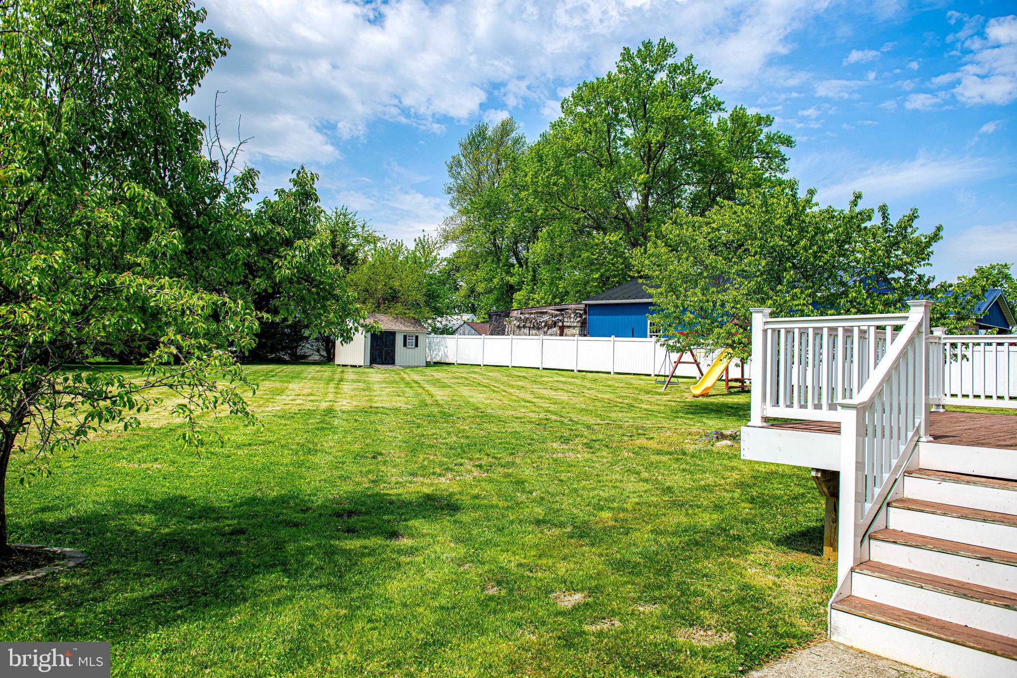 LAUREL VALLEY - Residential