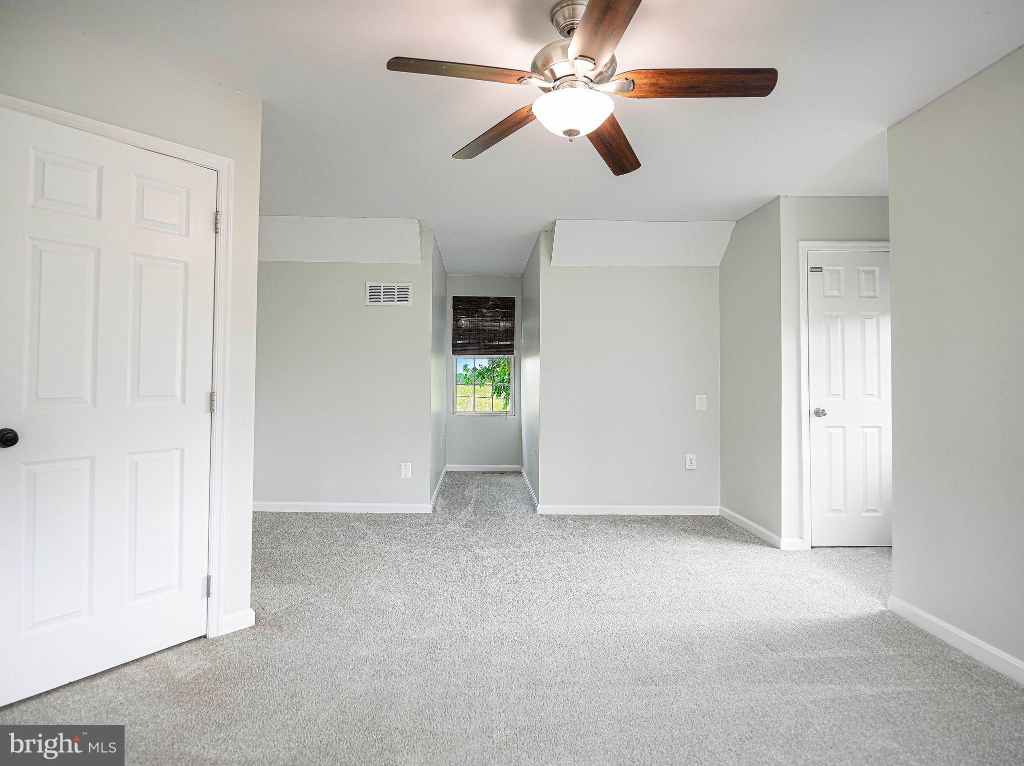 LAUREL VALLEY - Residential