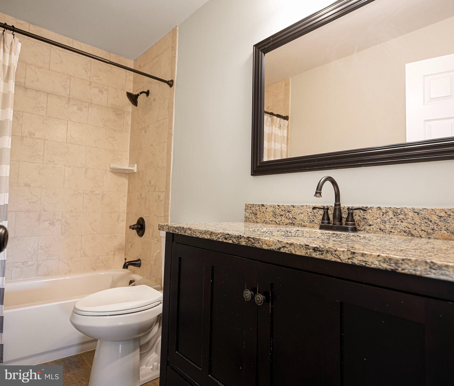 LAUREL VALLEY - Residential