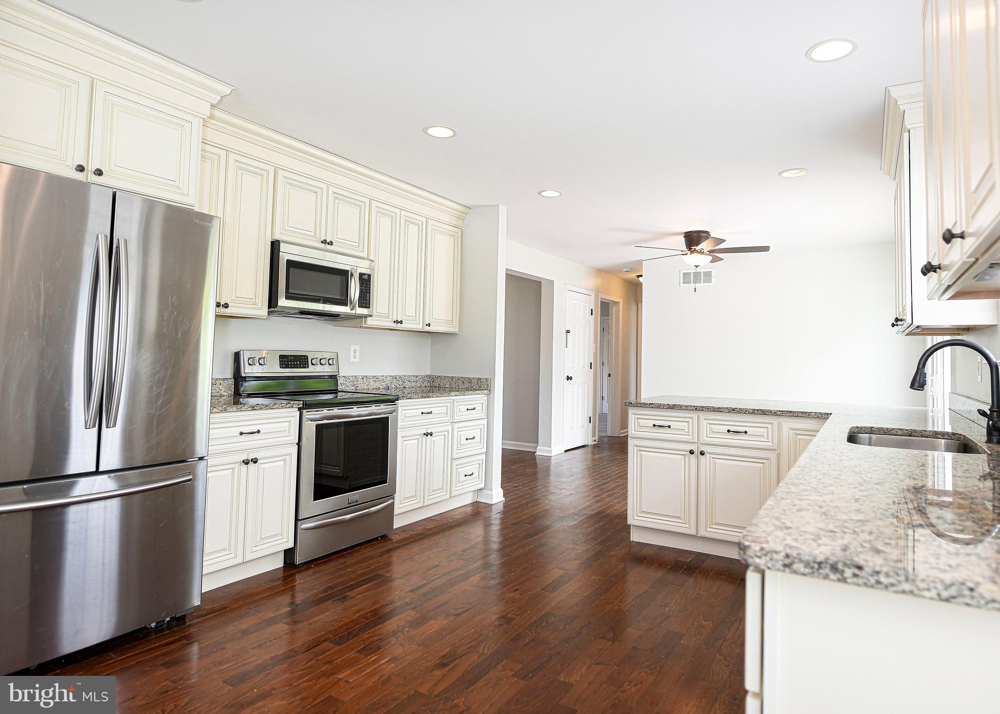 LAUREL VALLEY - Residential