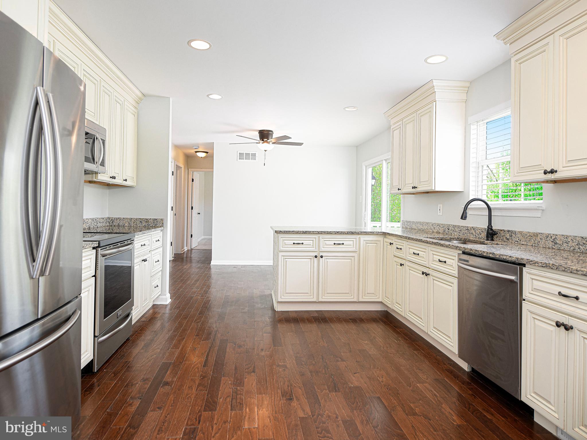 LAUREL VALLEY - Residential