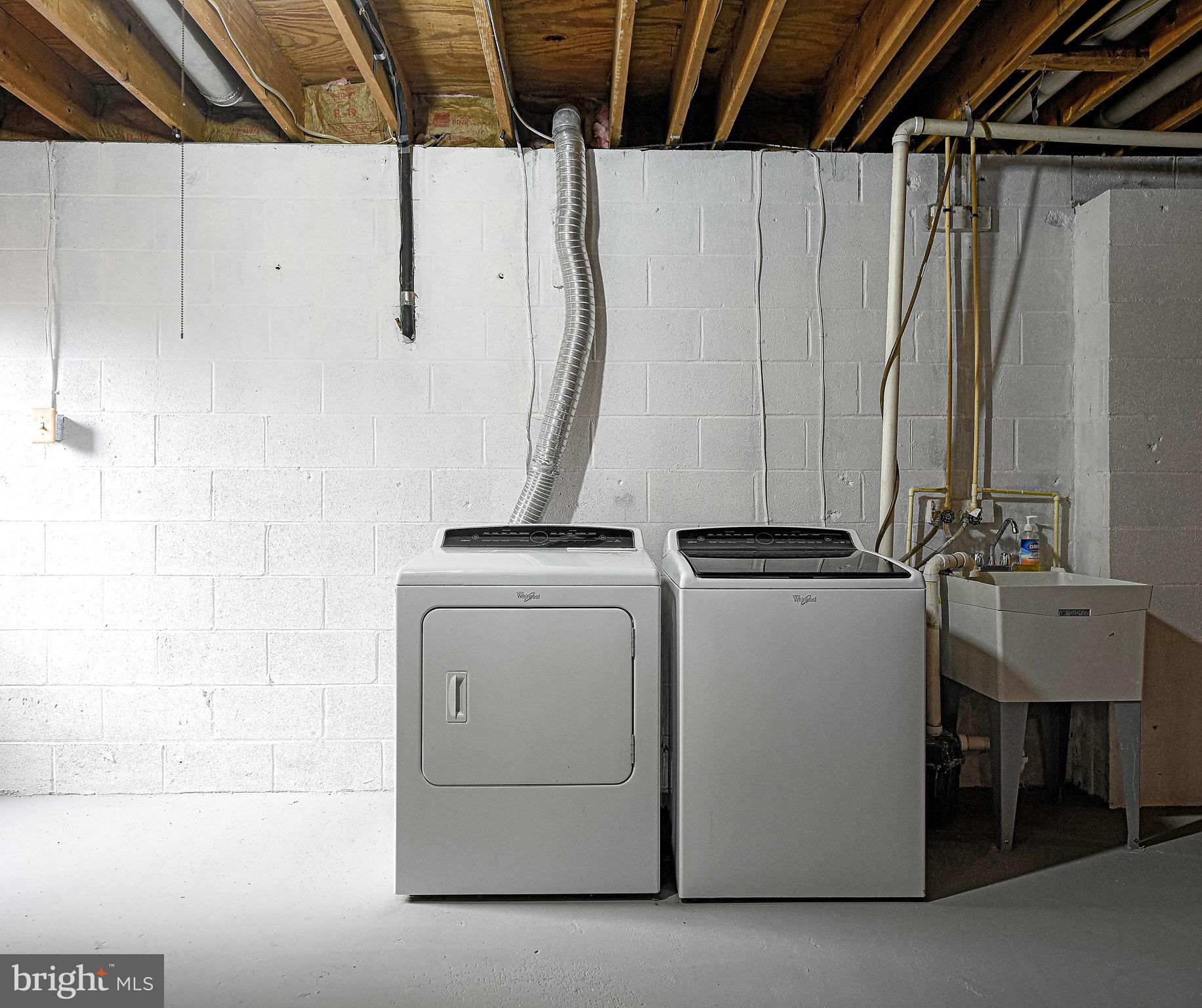 LAUREL VALLEY - Residential