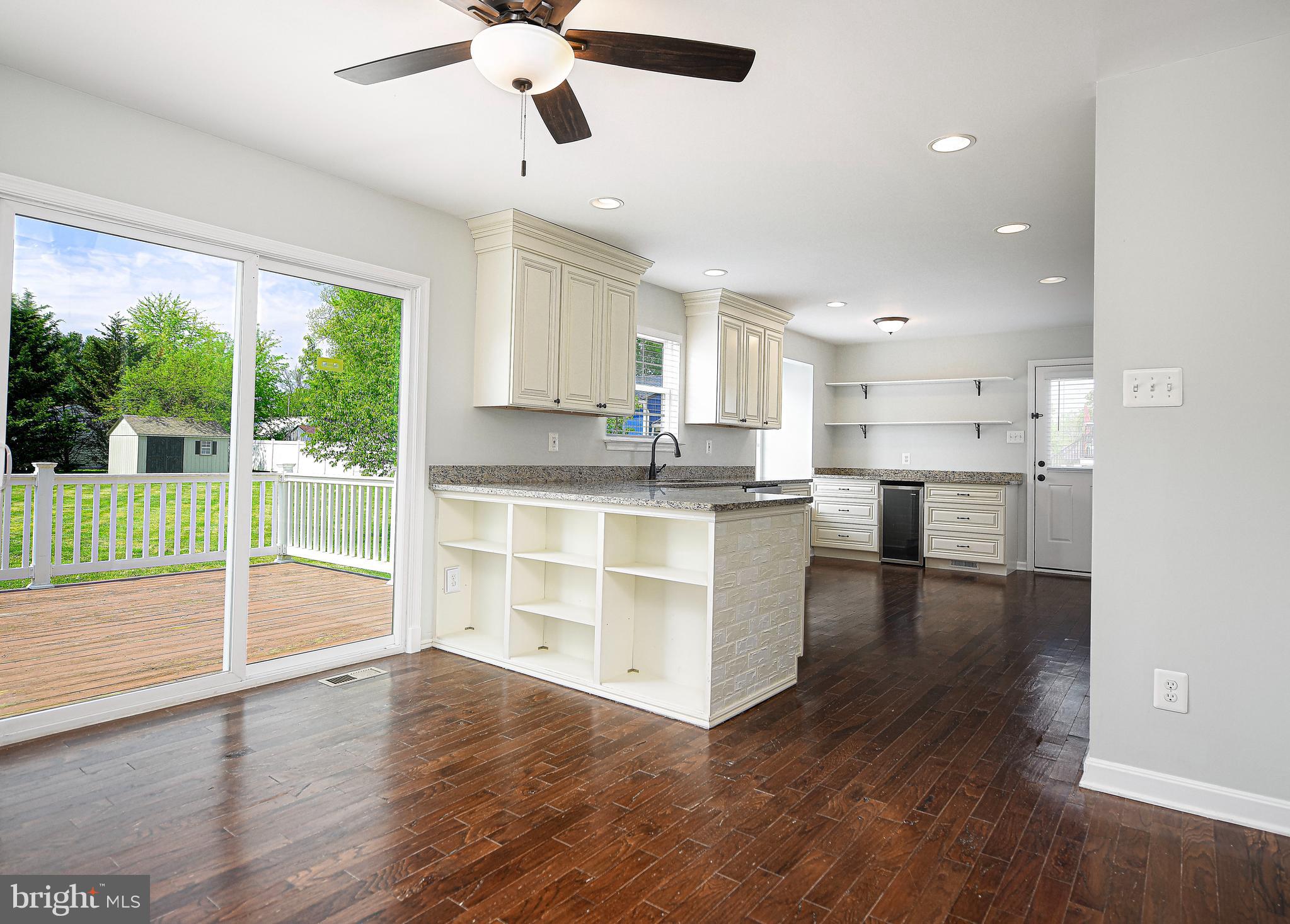 LAUREL VALLEY - Residential