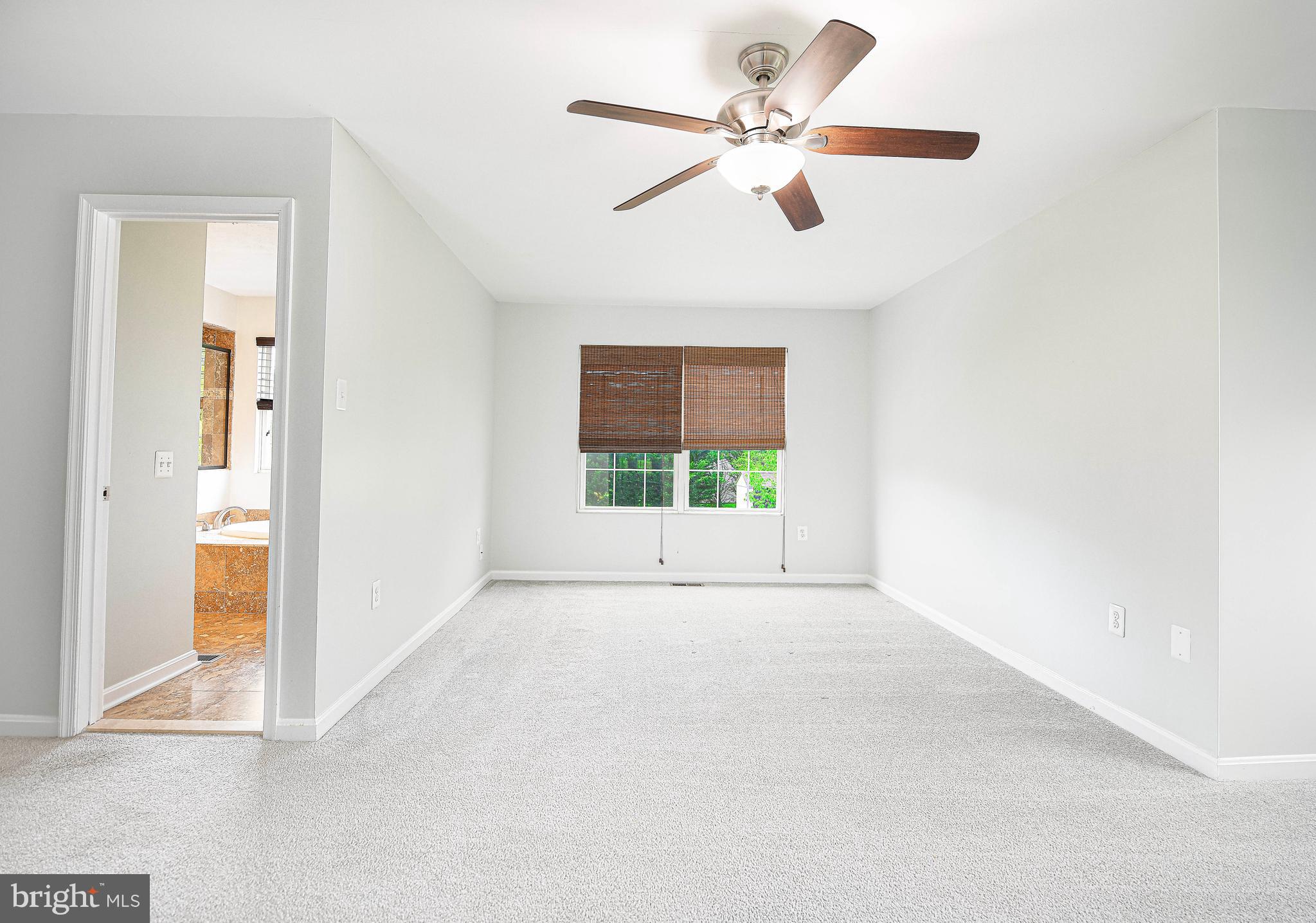 LAUREL VALLEY - Residential