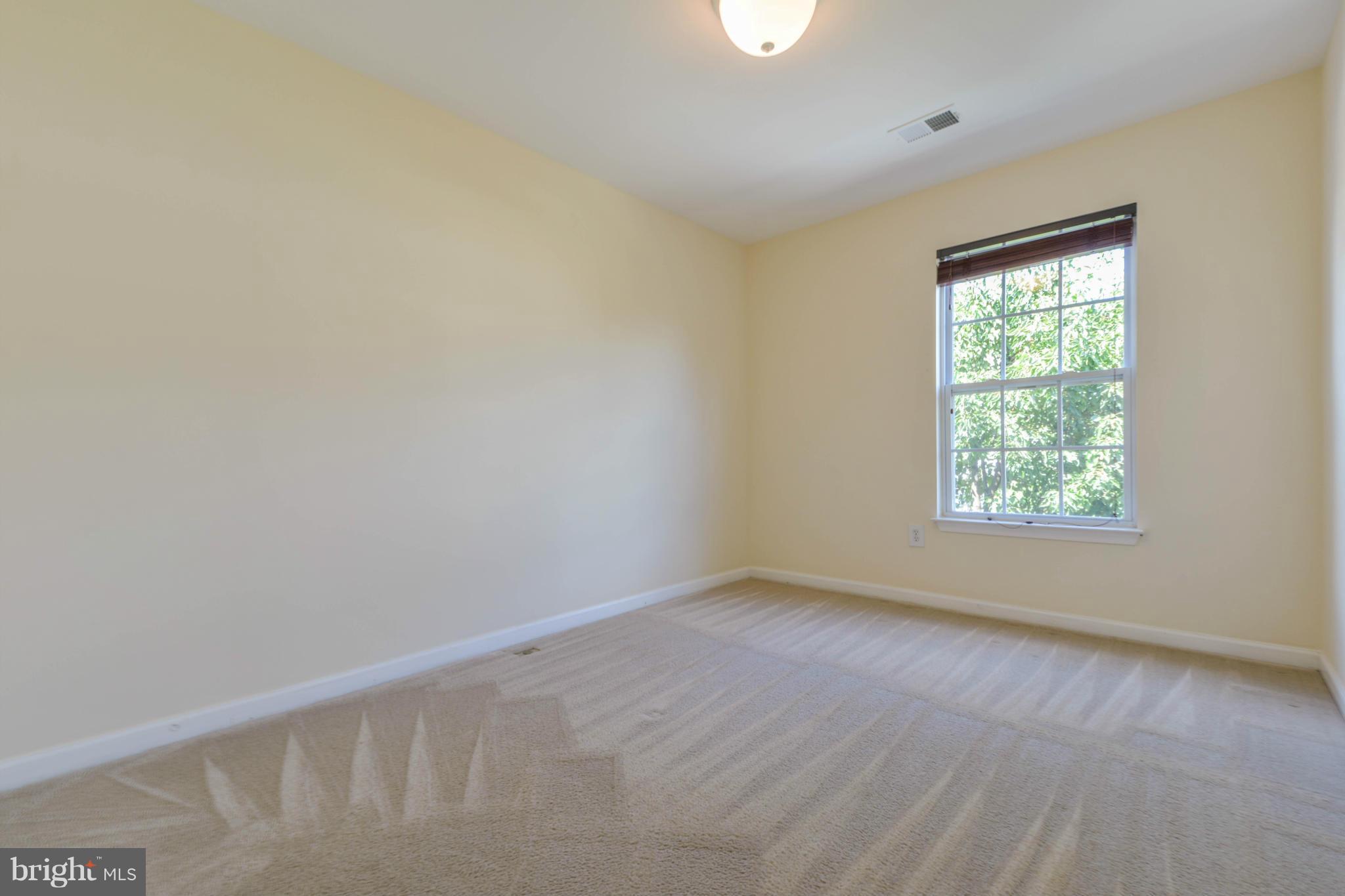 FIELDSTONE AT RIVER HILL - Residential Lease