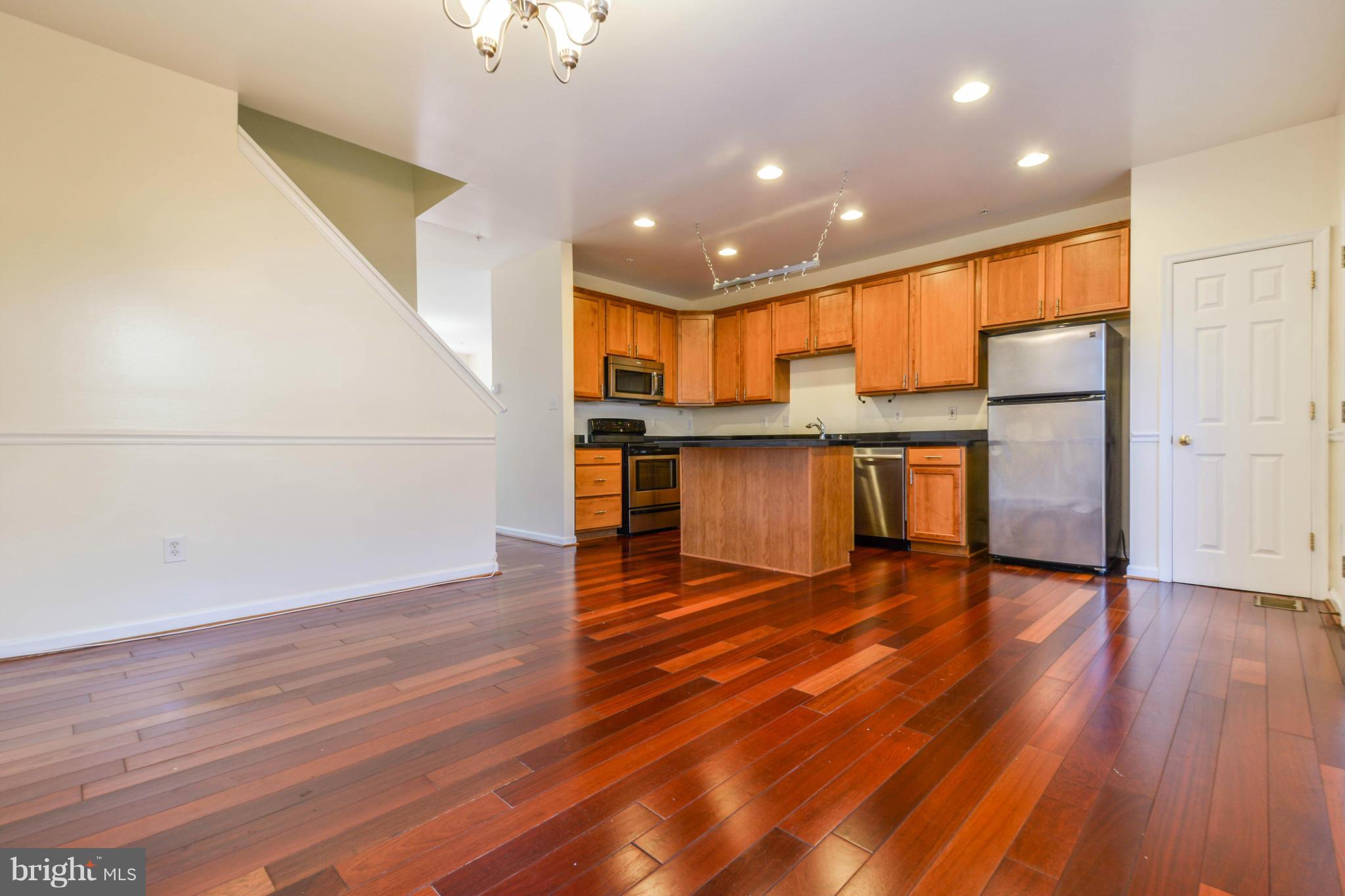 FIELDSTONE AT RIVER HILL - Residential Lease