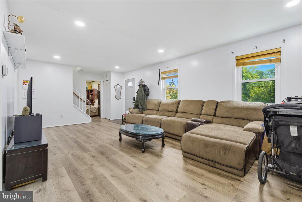 2117 CHANTILLA ROAD