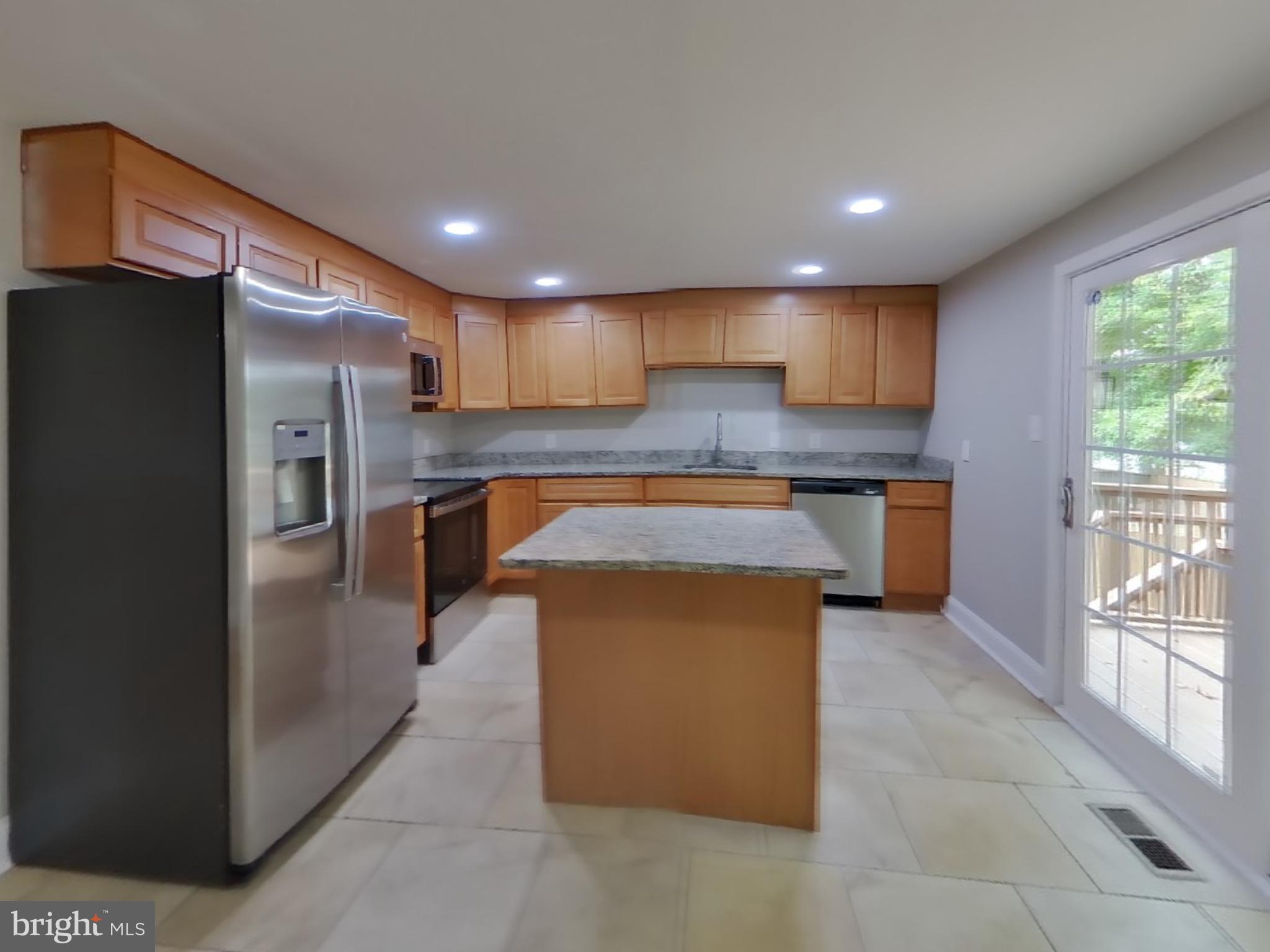 THE WOODLANDS - Residential Lease