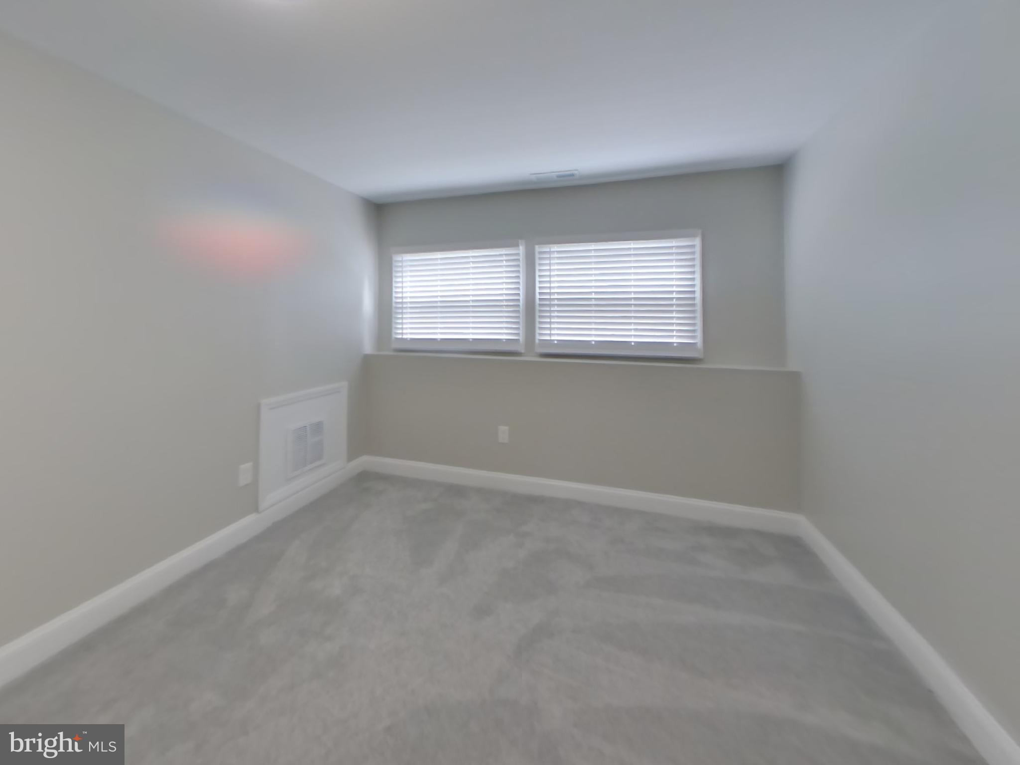 THE WOODLANDS - Residential Lease