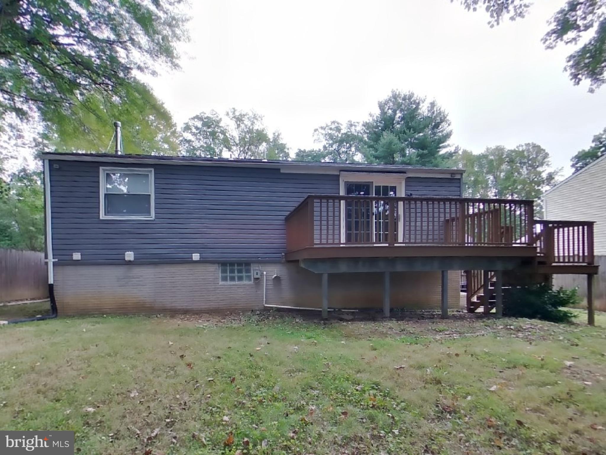 THE WOODLANDS - Residential Lease