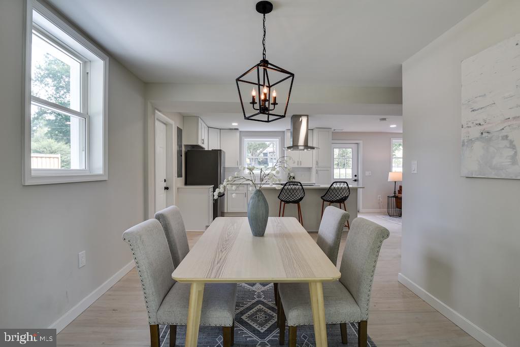 ENGLESIDE VILLAGE - Residential