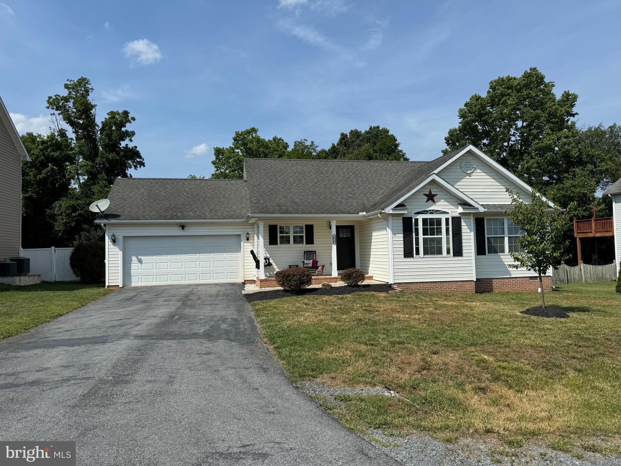 CRESTFIELD - Residential