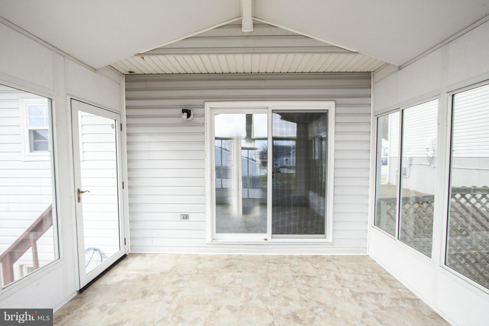 TRIMBLE FIELDS - Residential