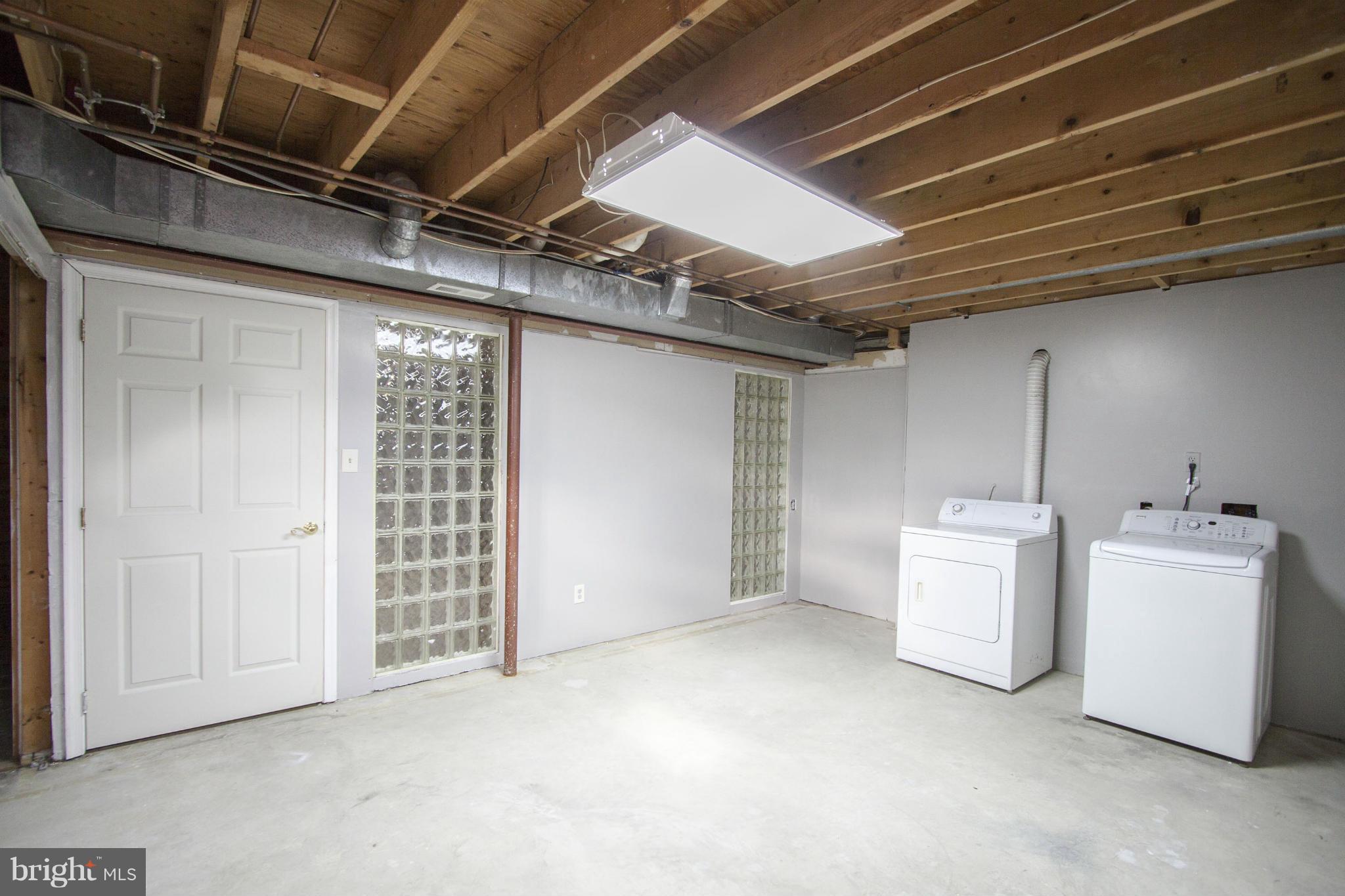 TRIMBLE FIELDS - Residential