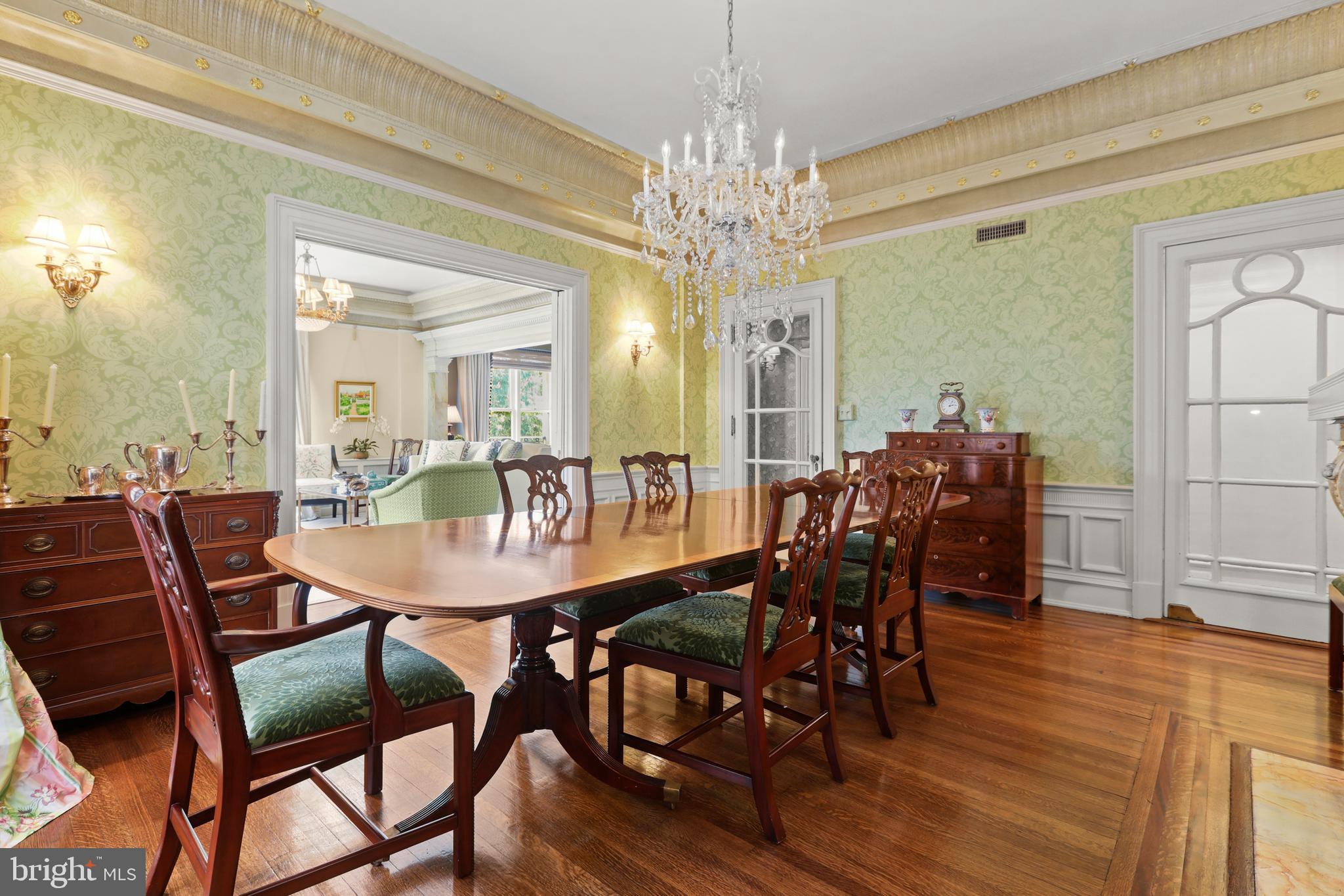 MOUNT VERNON PLACE HISTORIC DISTRICT - Residential