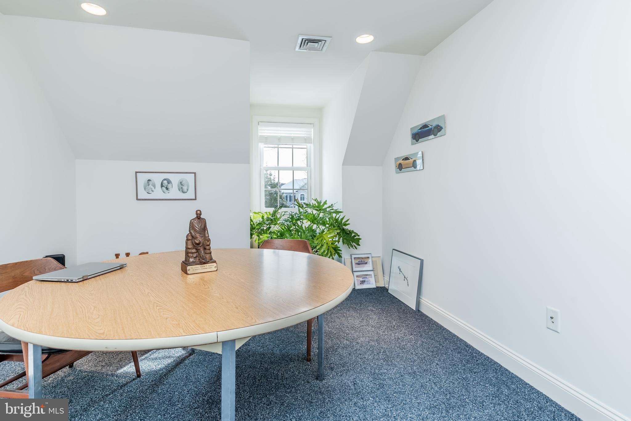 LINDENWOOD - Residential