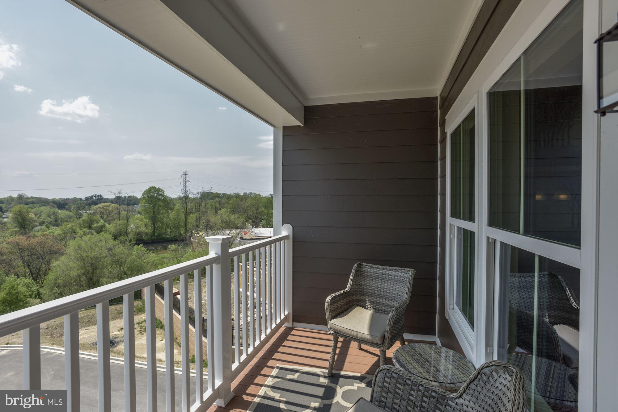 ELLICOTTS RETREAT - Residential