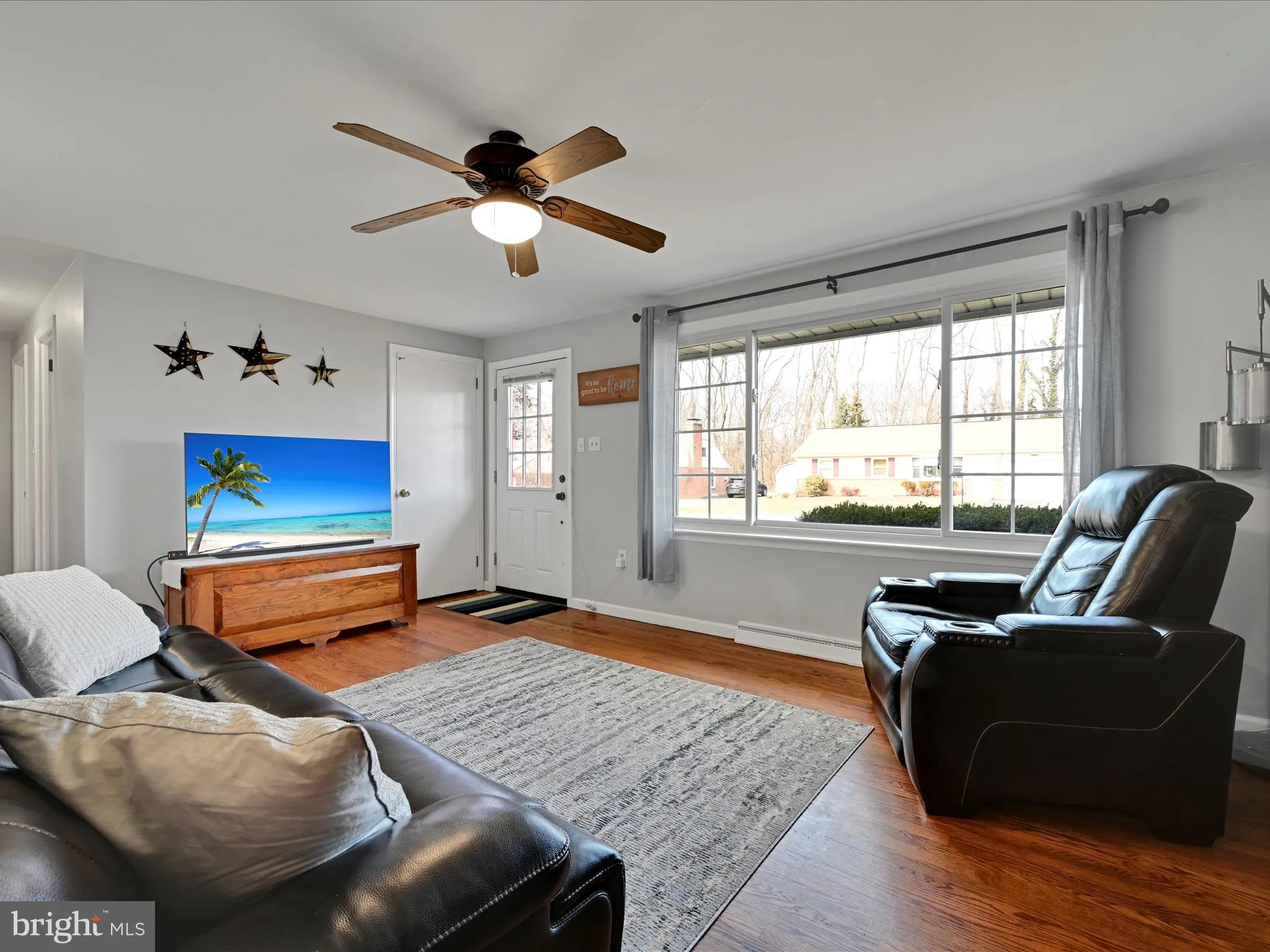 Lancaster, Pennsylvania 17603, United States, 3 Bedrooms Bedrooms, ,2 BathroomsBathrooms,Residential,Pending,1159