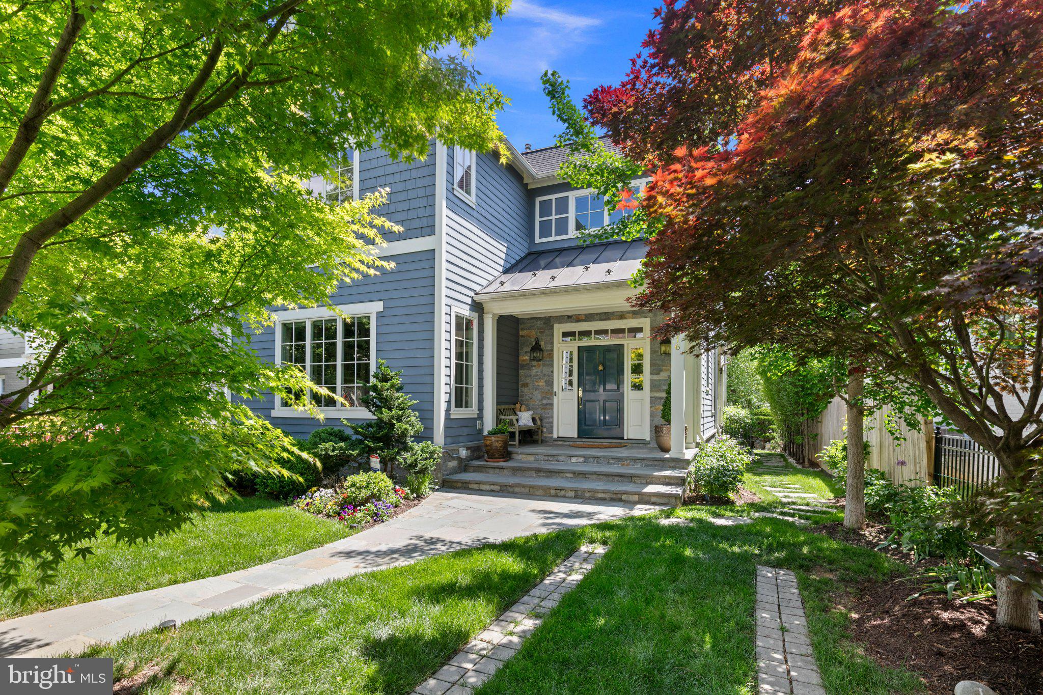 2816 1ST ROAD N