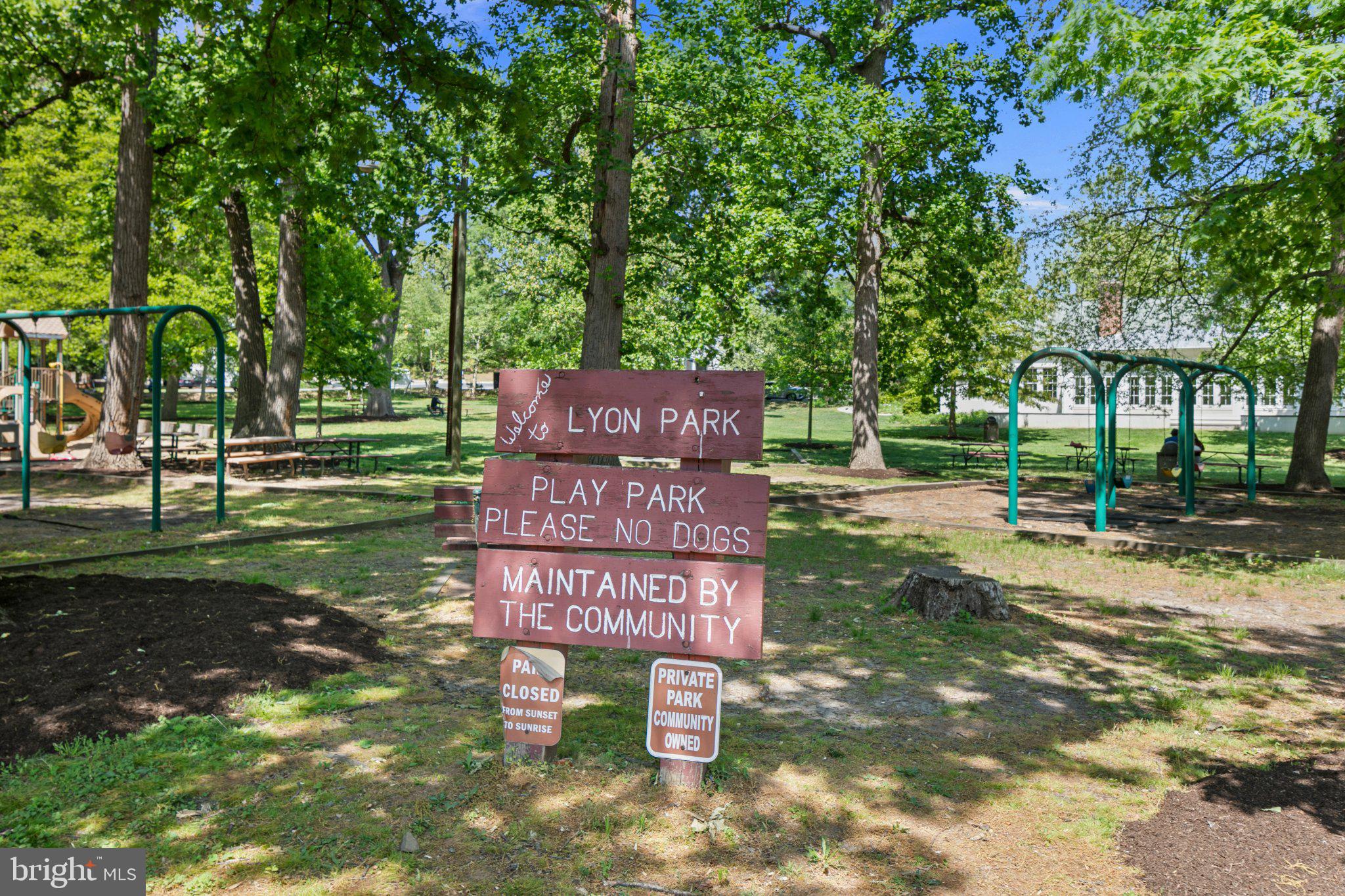 LYON PARK - Residential