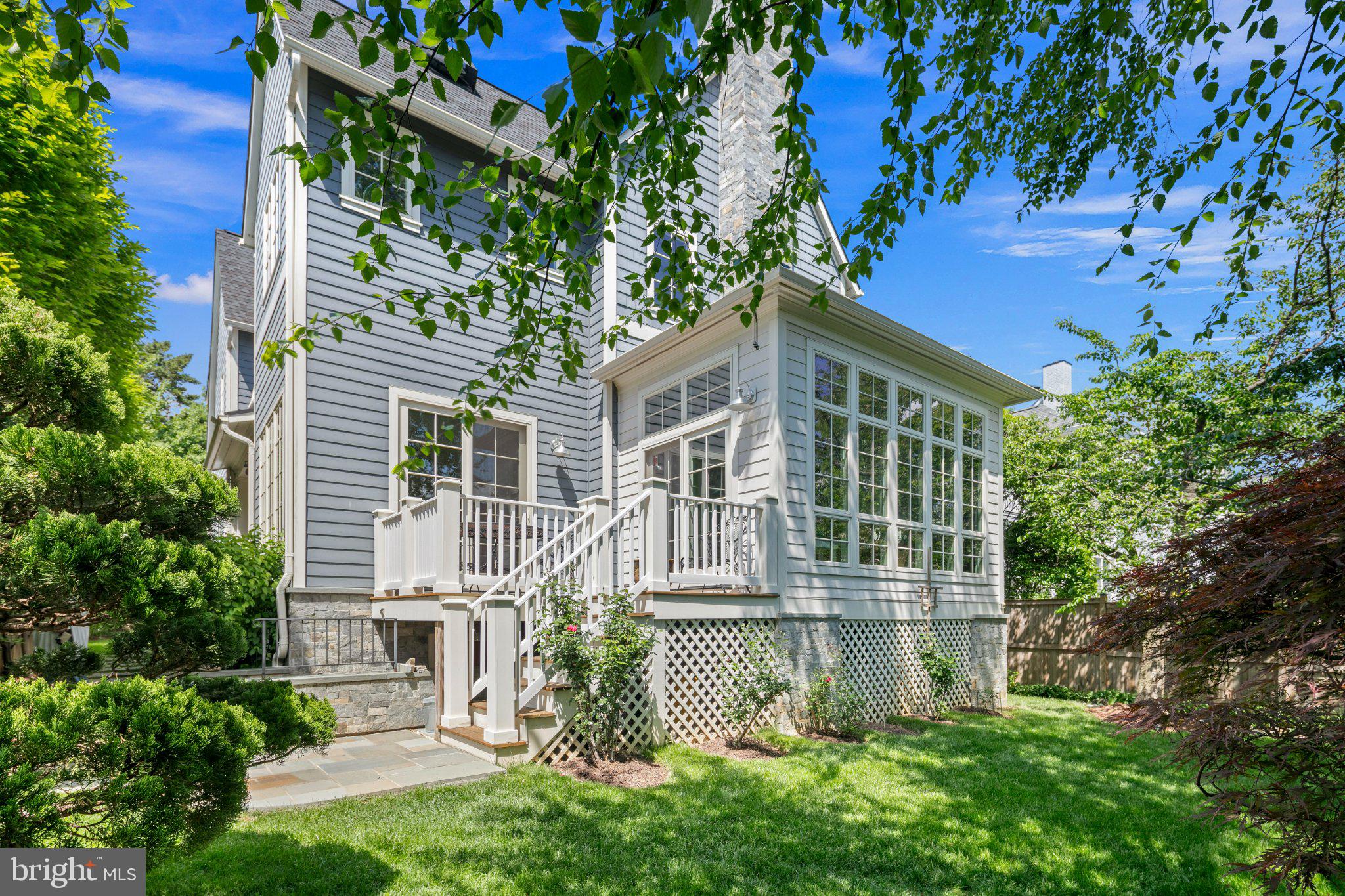LYON PARK - Residential