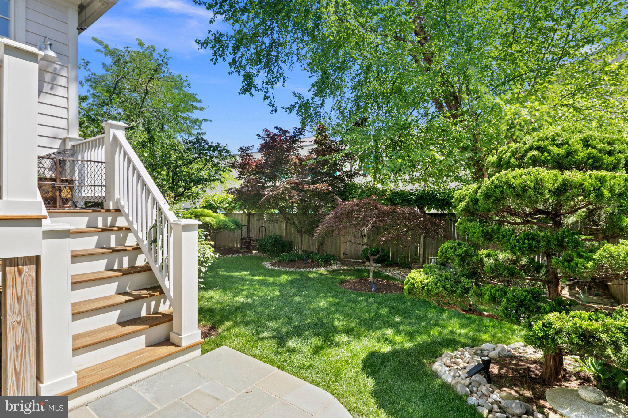 LYON PARK - Residential
