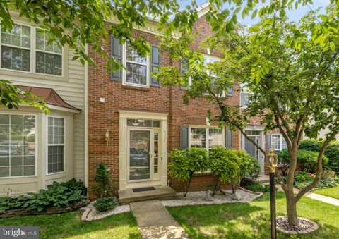 6337 BURGUNDY LEAF LANE ALEXANDRIA VA 22312