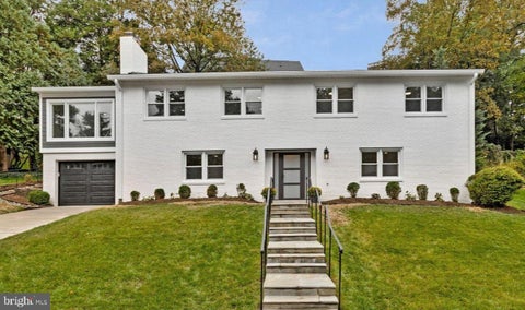 Photo of 3716 N Vernon Street, ARLINGTON, VA 22207 (MLS # VAAR2081126)
