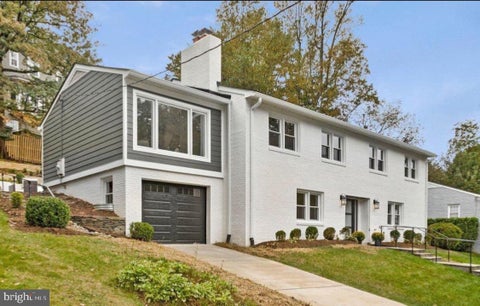 Photo of 3716 N Vernon Street, ARLINGTON, VA 22207 (MLS # VAAR2081126)